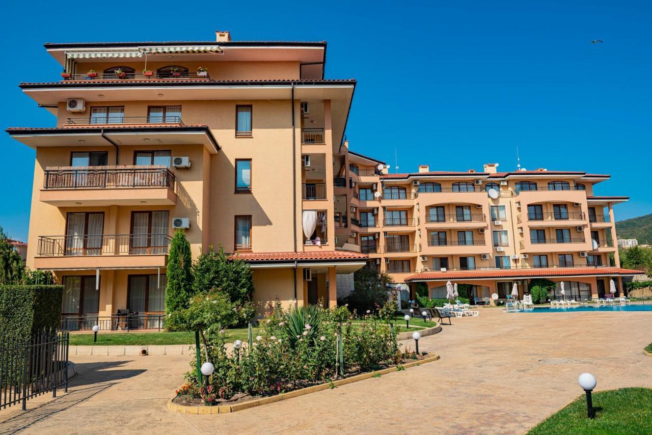 Menada Sky Dreams Apartments Sweti Wlas Exterior foto
